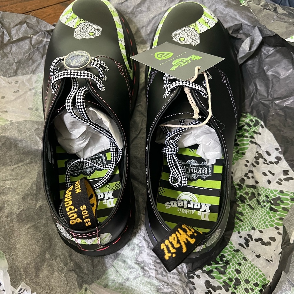 LIMITED EDITION: WBx Dr Martens collab.
•BEETLEJUICE 1461•